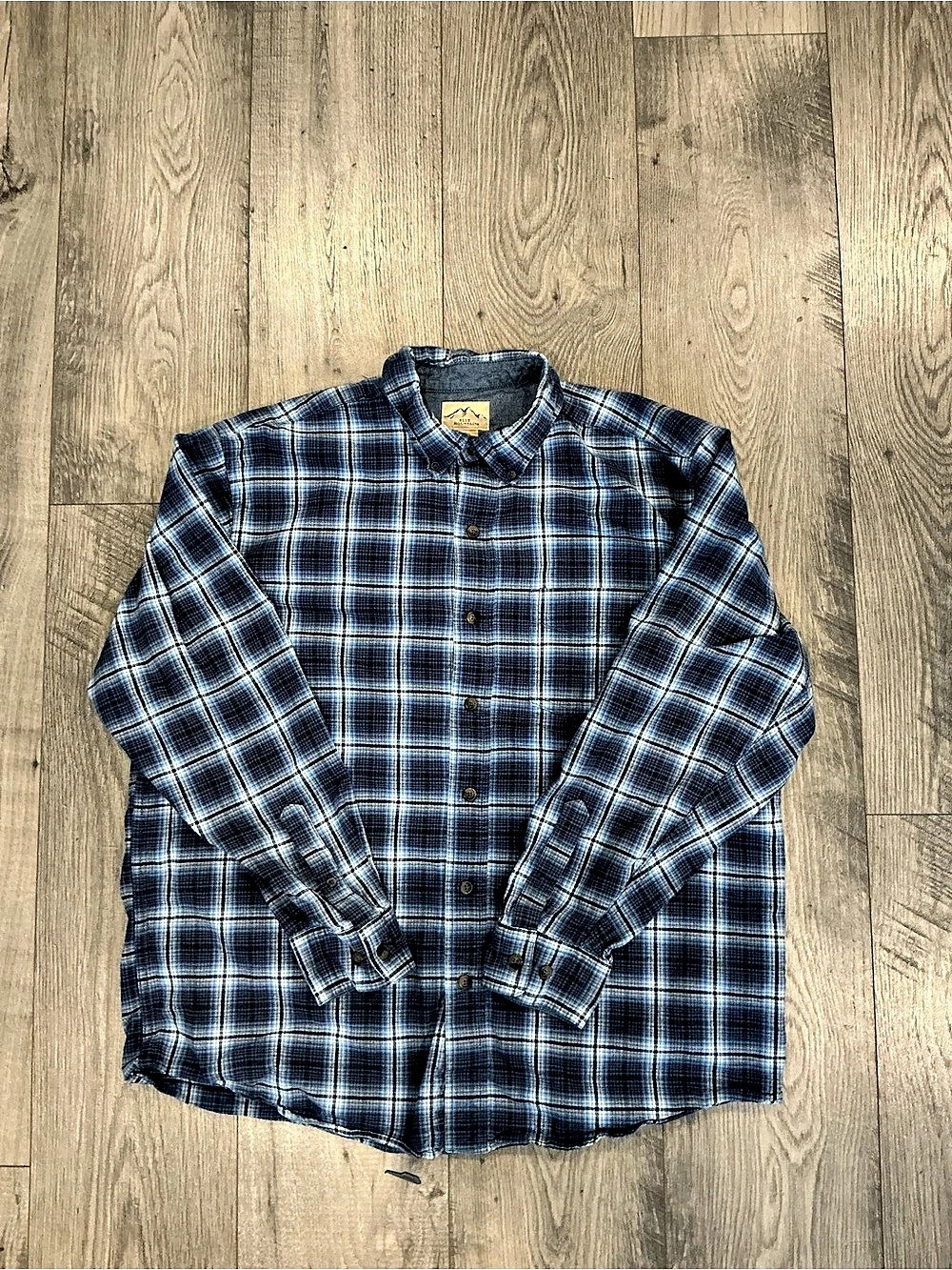Blue Mountain Men's Plaid Cotton Button Down in Blue & White